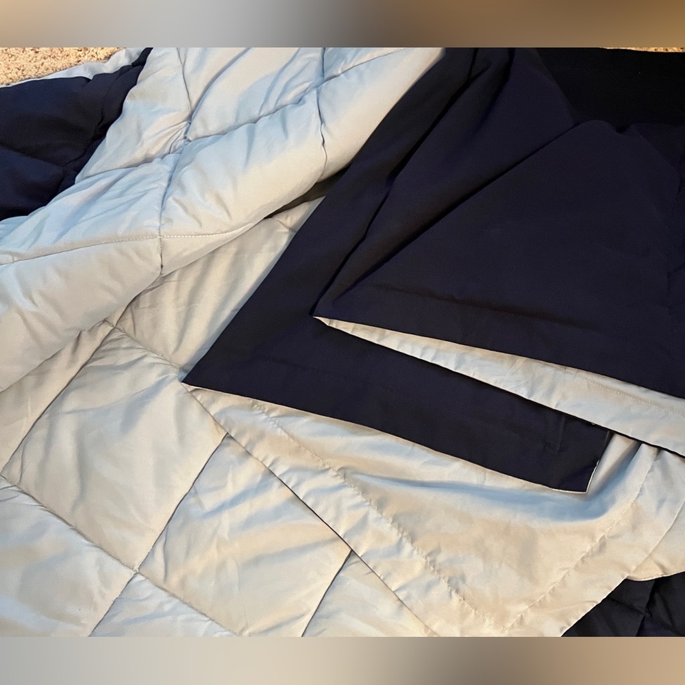 Queen size bedspread reversible